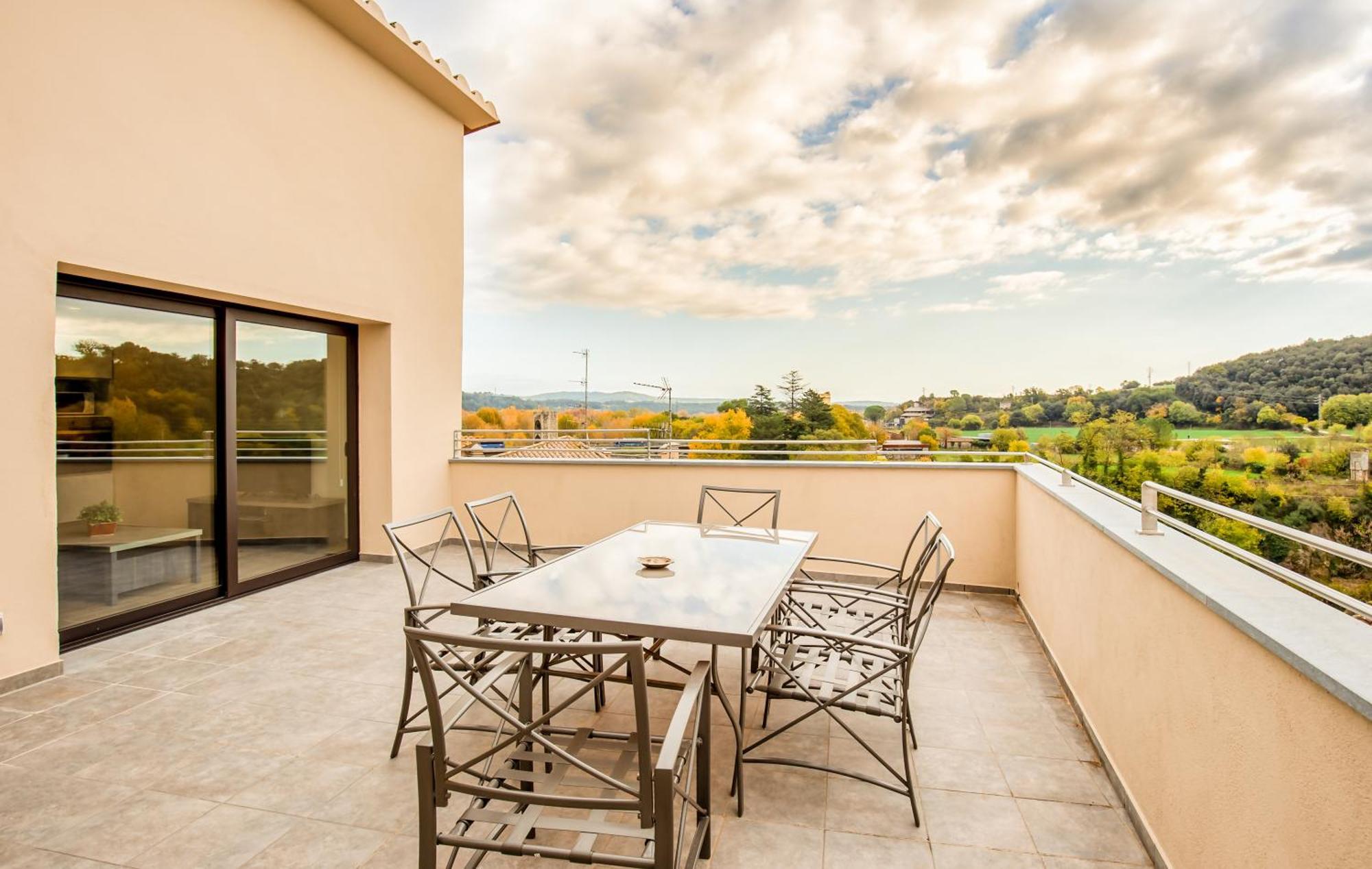 Can Cintet 3 Apartamento Con Terraza En Besalu Bagian luar foto