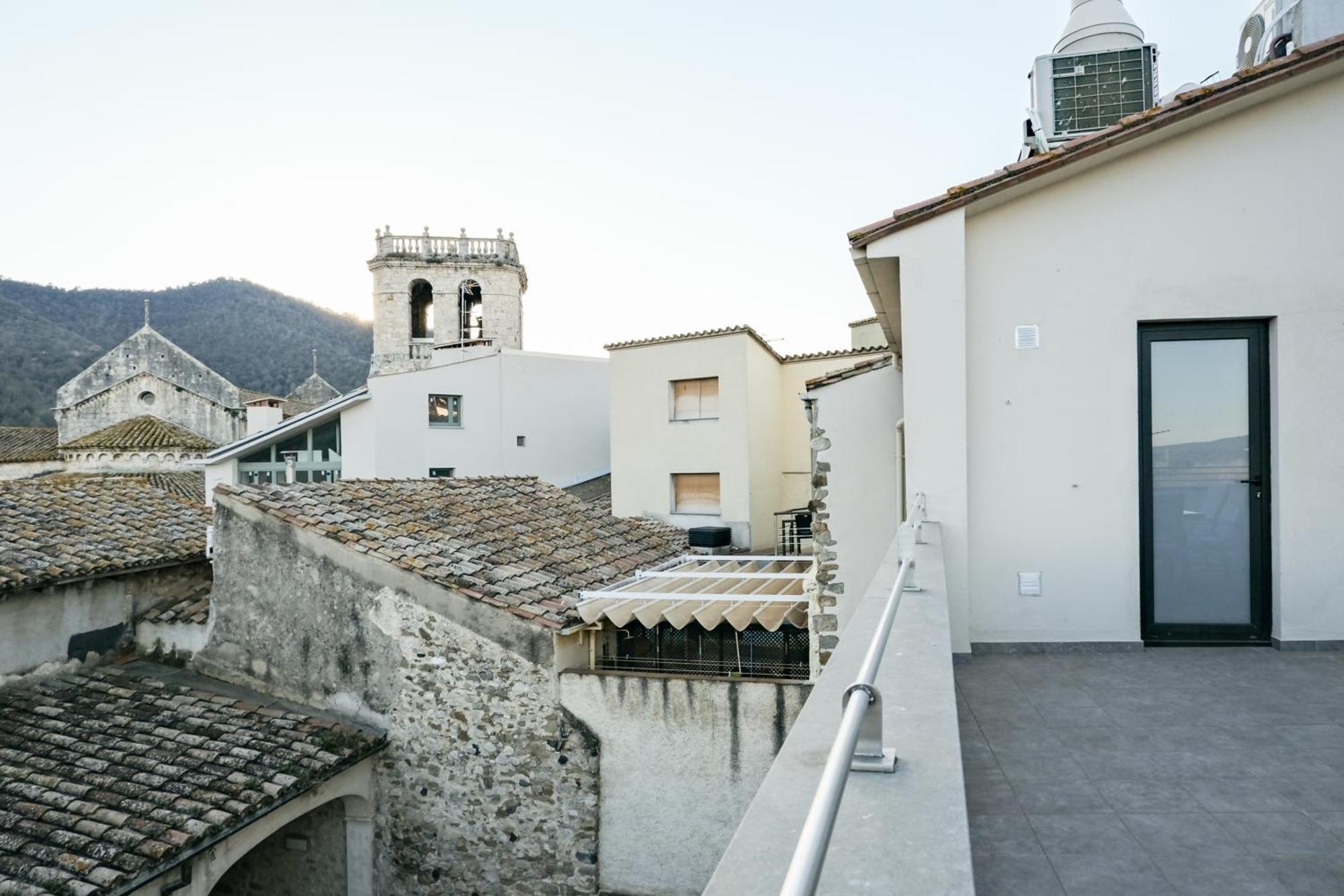 Can Cintet 3 Apartamento Con Terraza En Besalu Bagian luar foto