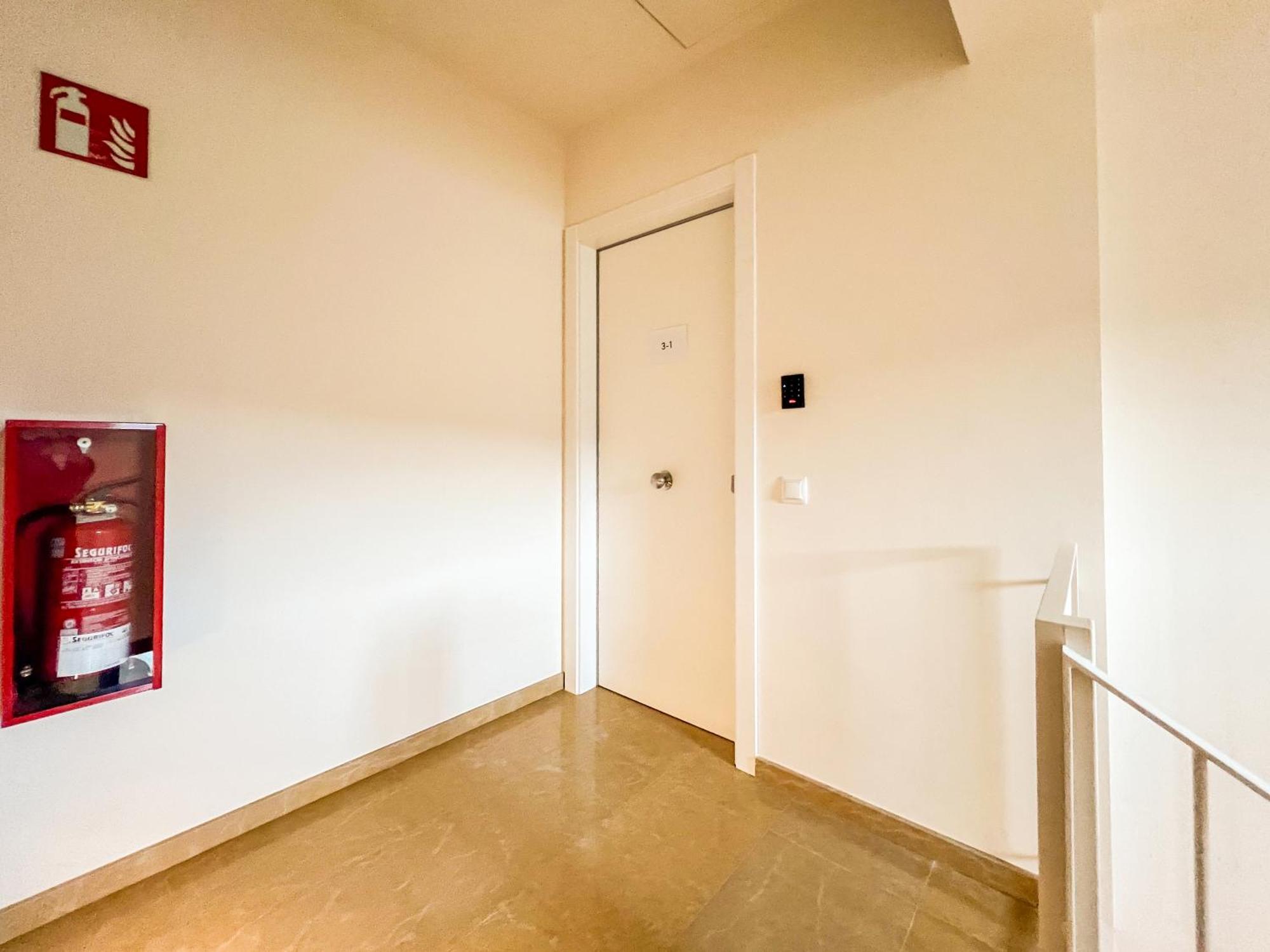 Can Cintet 3 Apartamento Con Terraza En Besalu Bagian luar foto